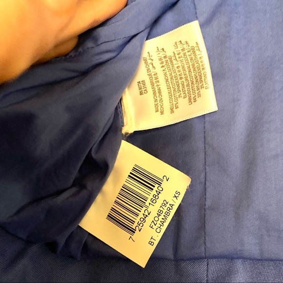 SOLD  NWOT BCBG Max Azria Blue Cap Slv Button Blazer XS - Picture 10 of 10